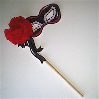 Easy flowered mardi gras mask