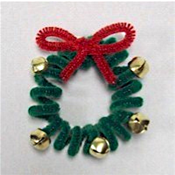 Pipe Cleaner Wreath Craft