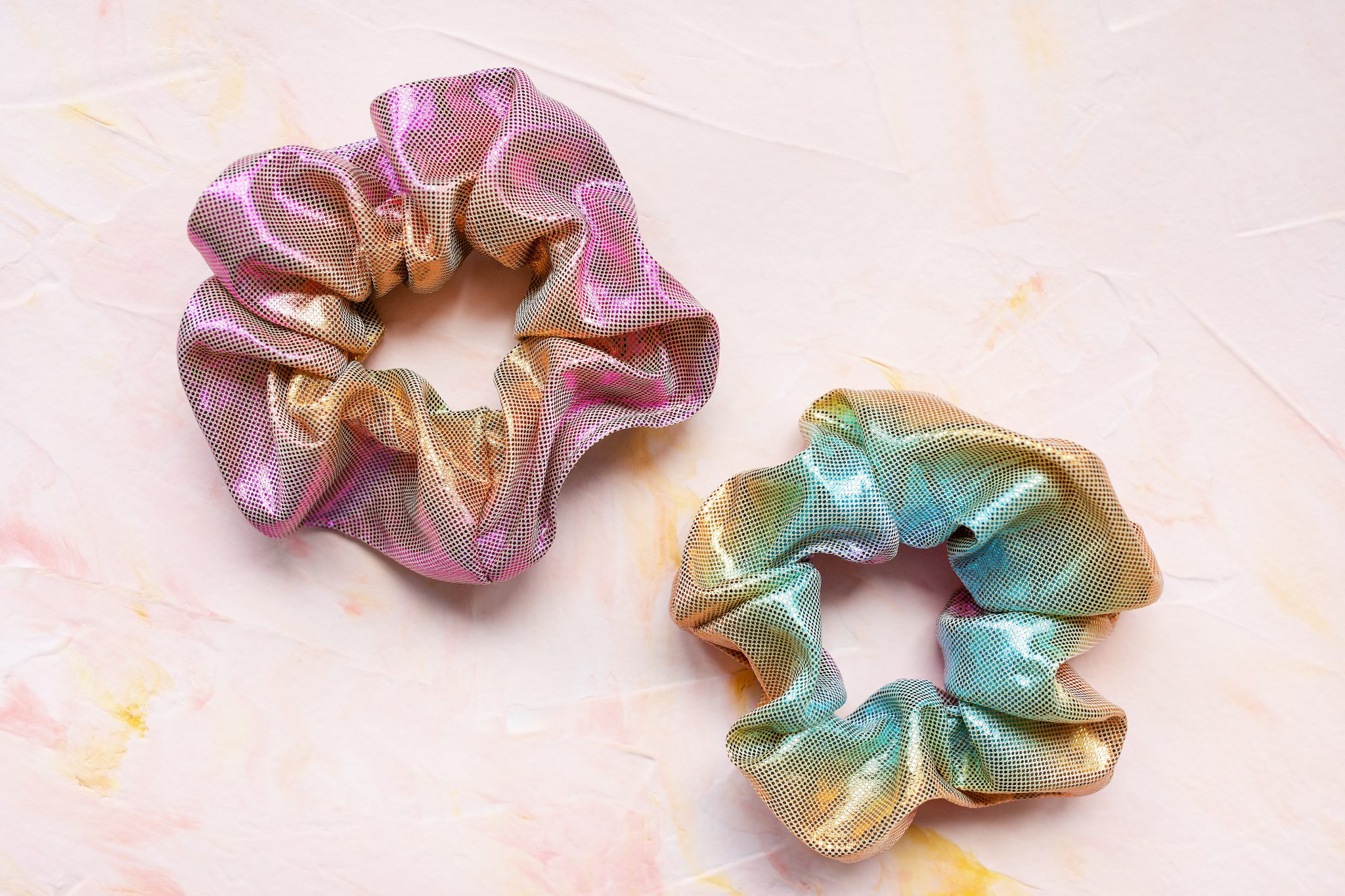 Easy Scrunchie for Beginning Sewers