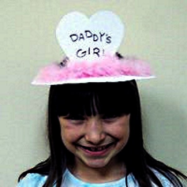 Paper Plate Daddys Girl Crown Craft