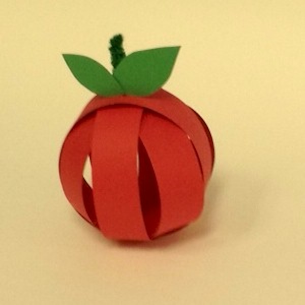 Origami Apple - Jewish Moms & Crafters