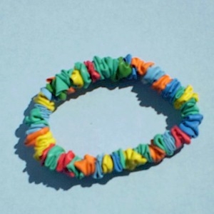 Easy and inexpensive balloon bracelet.