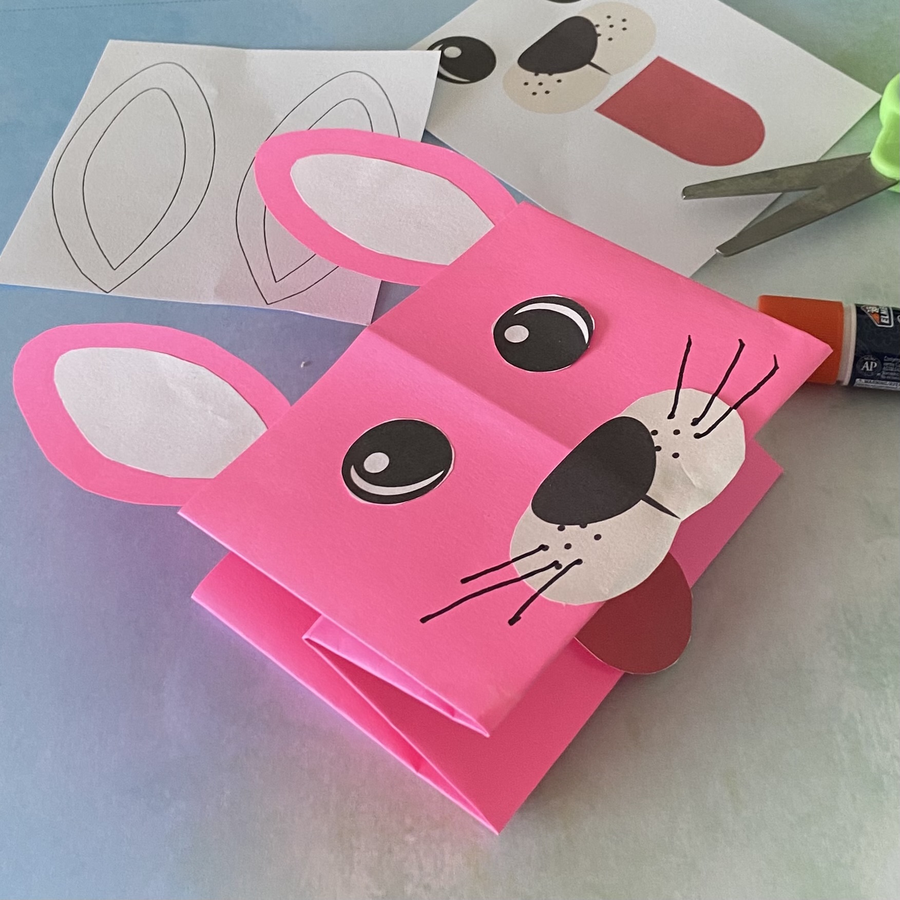 Easy bunny hand puppet