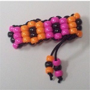 Easy to make beaded flower bracelet