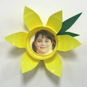 Yellow cup made into daffodil photo magnet