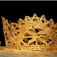 Gold Lace Crown