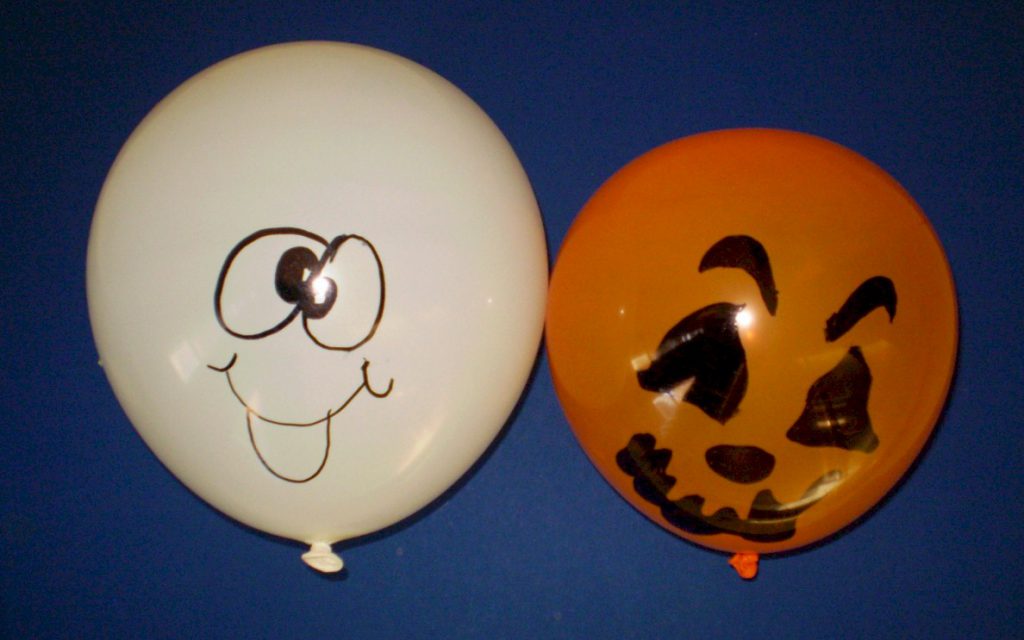 Halloween Balloon Craft